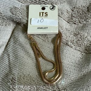 ITS Sense Women's Gold-Tone layered Anklet 
NWT double anklet adjustable